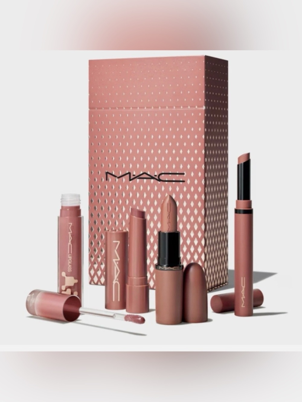 New! DISCONTINUED MAC Cosmetics Totally Teddy Velvet Teddy Vault